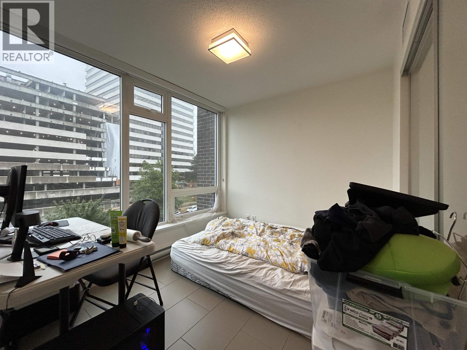 Photo 4 of 613 5665 Boundary Road, Vancouver BC