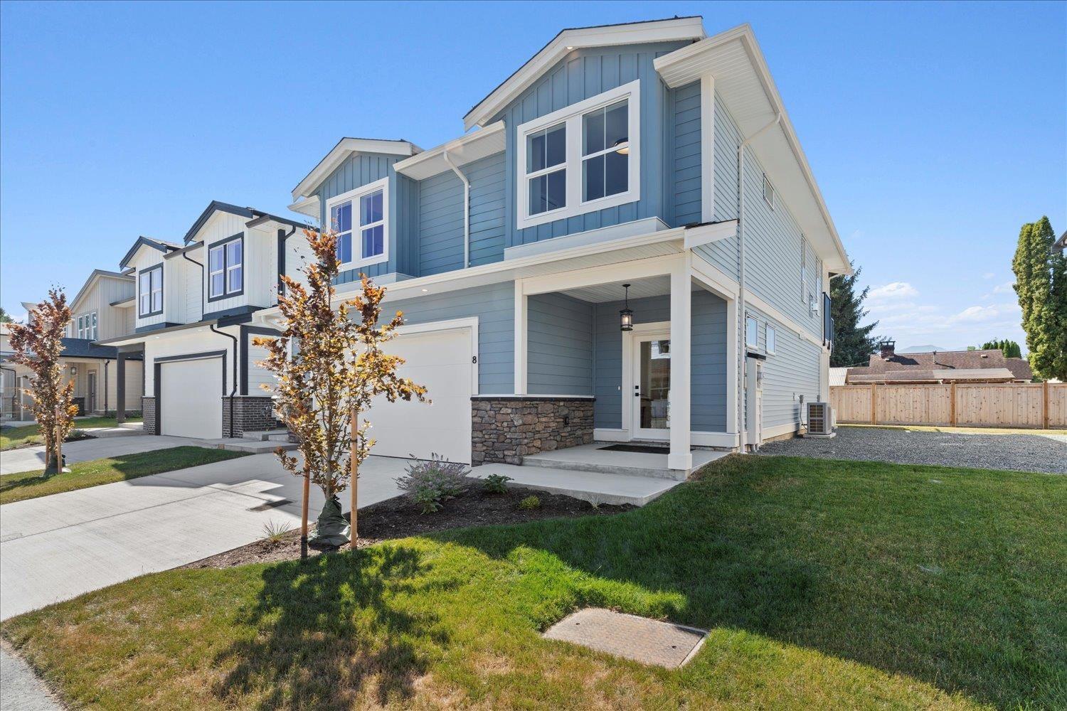 Photo 3 of 8 46058 Bonny Avenue Chilliwack Proper East, Chilliwack BC