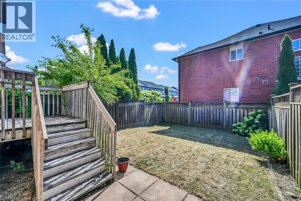 Photo 22 of 5648 Evelyn Lane, Burlington ON