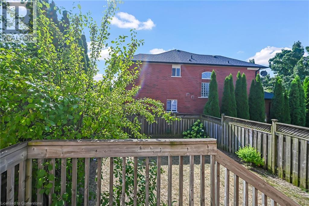 Photo 38 of 5648 Evelyn Lane, Burlington ON
