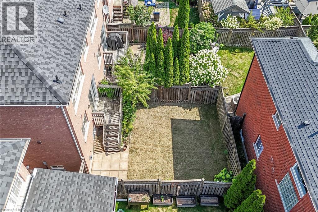 Photo 7 of 5648 Evelyn Lane, Burlington ON