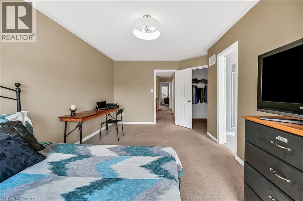 Photo 1 of 5648 Evelyn Lane, Burlington ON