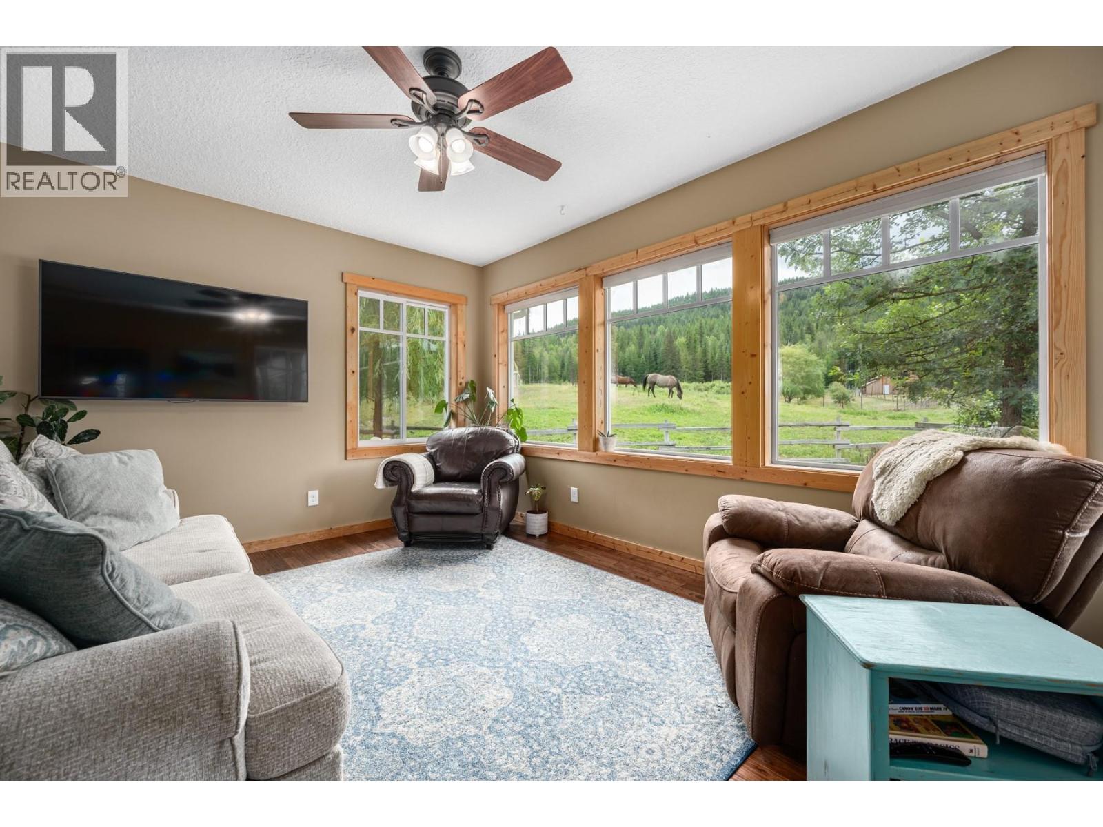 Photo 44 of 380 Richlands Road, Cherryville BC