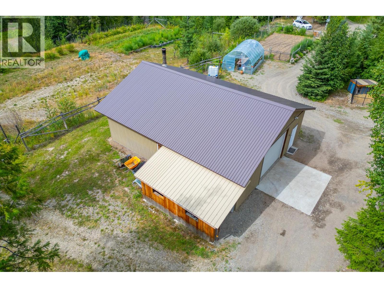 Photo 29 of 380 Richlands Road, Cherryville BC