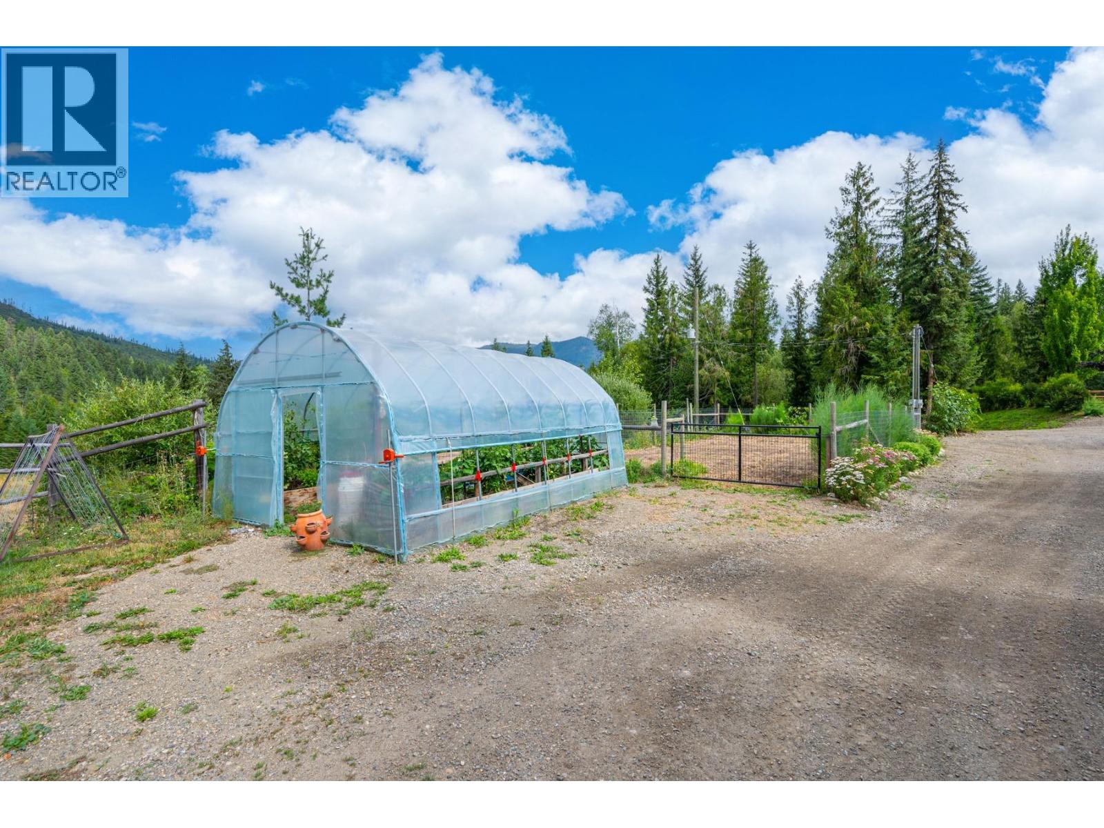 Photo 85 of 380 Richlands Road, Cherryville BC
