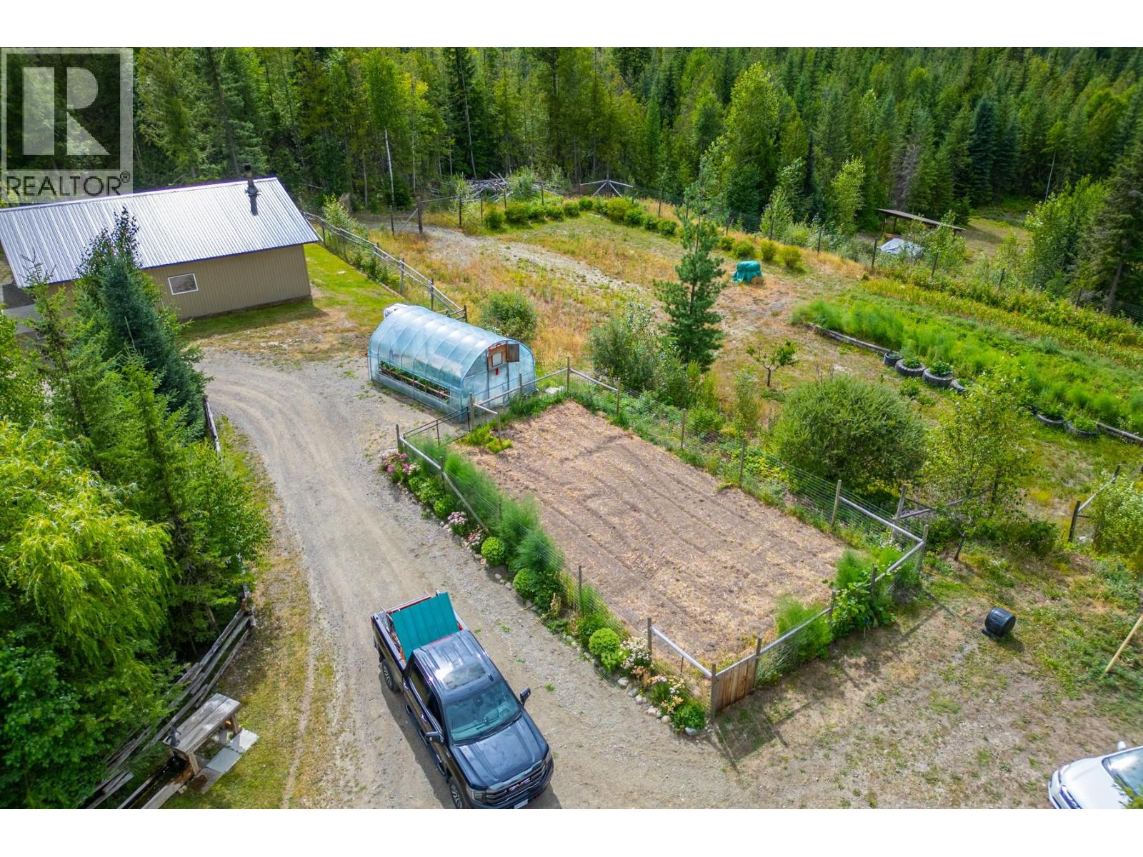 Photo 20 of 380 Richlands Road, Cherryville BC