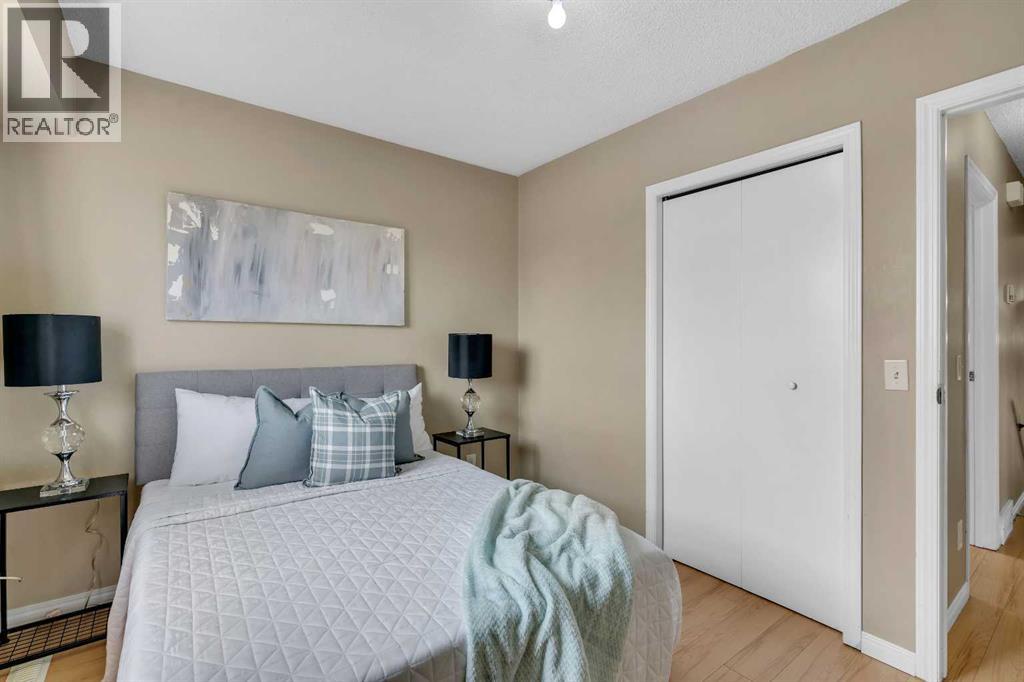 Single Family House 4 Level for Sale in  Falmere Way NE Falconridge Calgary 