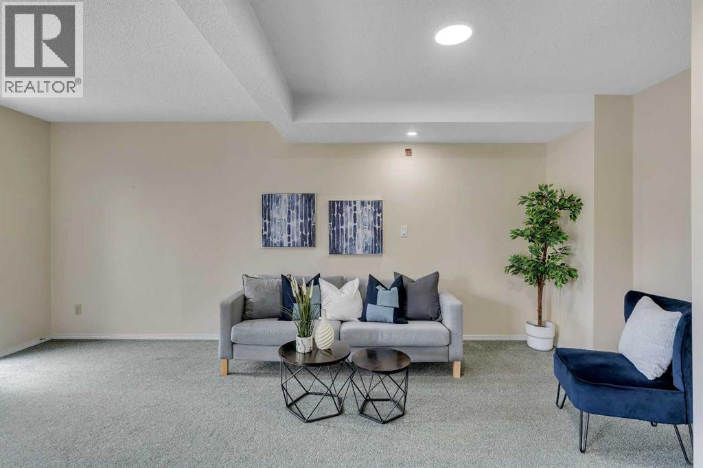 Single Family House 4 Level for Sale in  Falmere Way NE Falconridge Calgary 