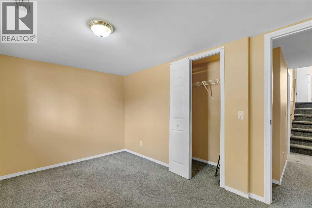 Single Family House 4 Level for Sale in  Falmere Way NE Falconridge Calgary 
