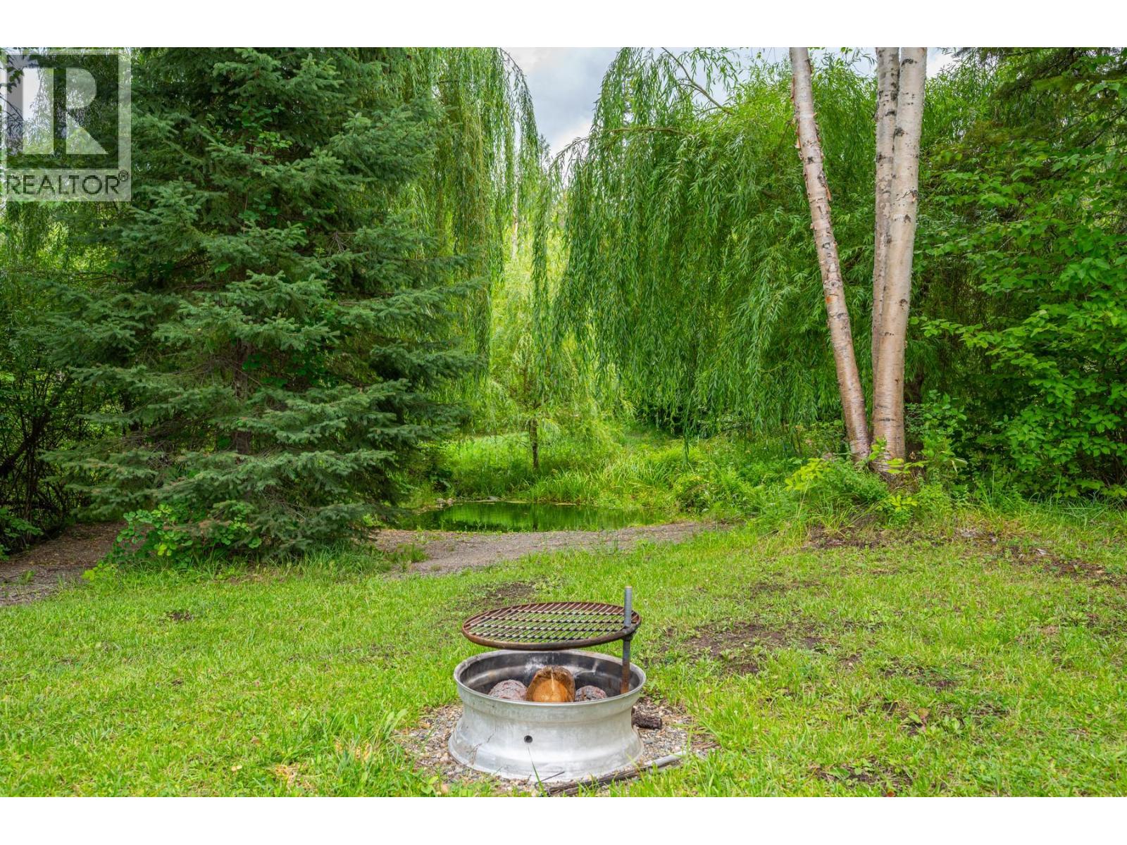 Photo 8 of 380 Richlands Road, Cherryville BC