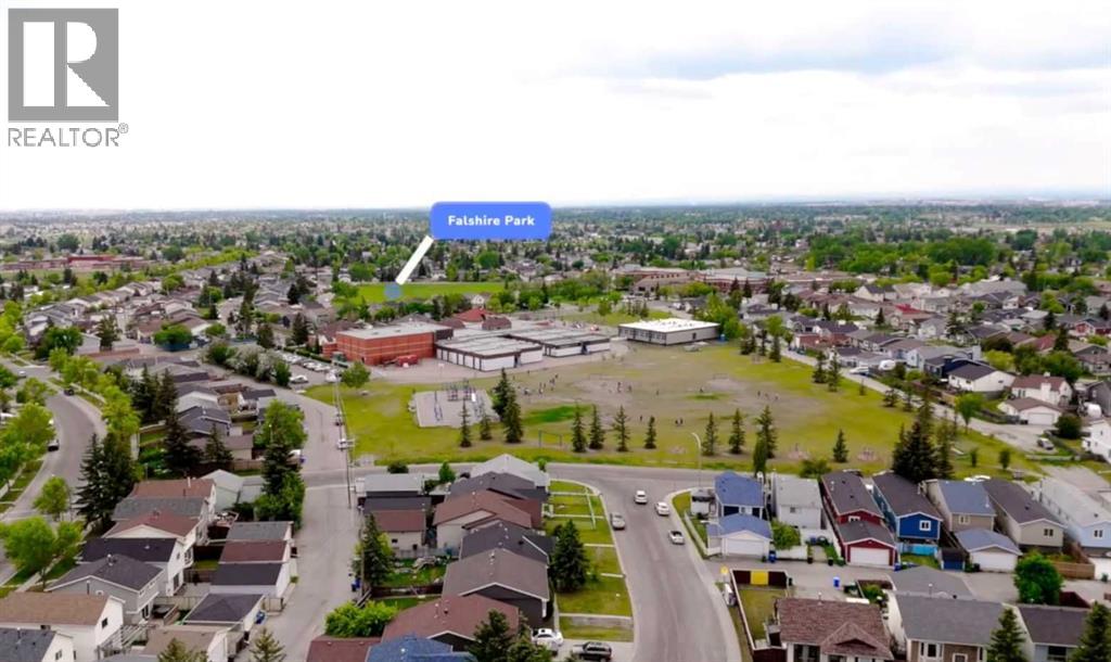 Single Family House 4 Level for Sale in  Falmere Way NE Falconridge Calgary 