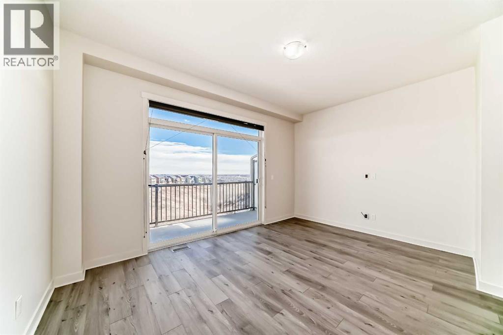 Single Family House for Sale in  Sherwood Lane NW Sherwood Calgary 