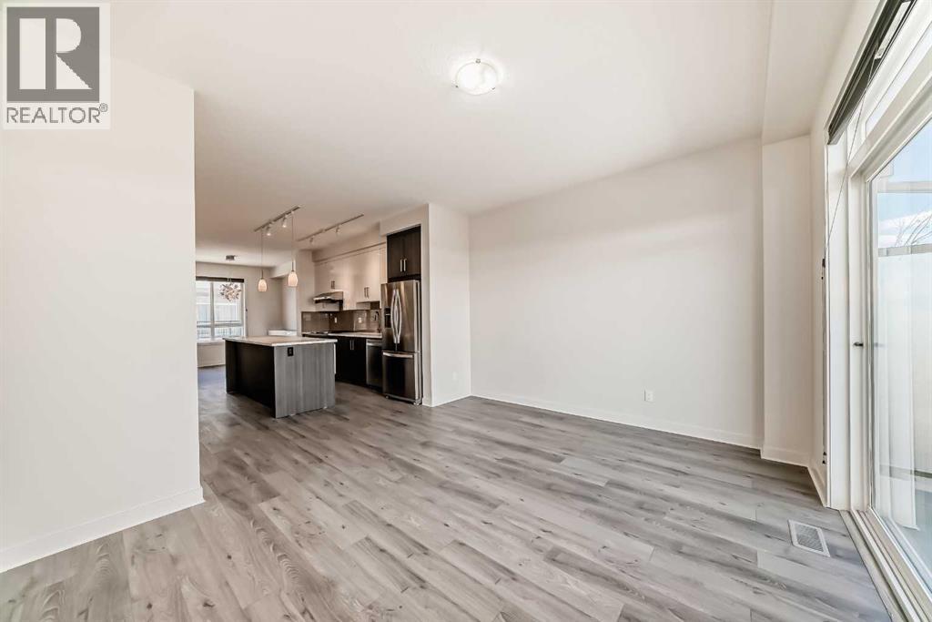 Single Family House for Sale in  Sherwood Lane NW Sherwood Calgary 