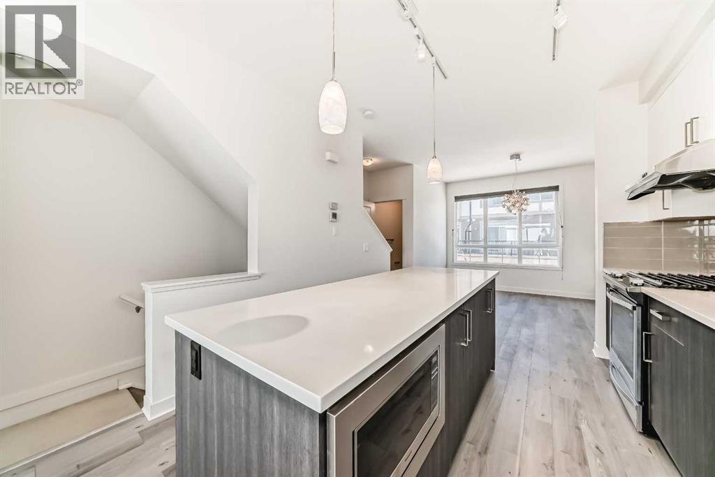 Single Family House for Sale in  Sherwood Lane NW Sherwood Calgary 