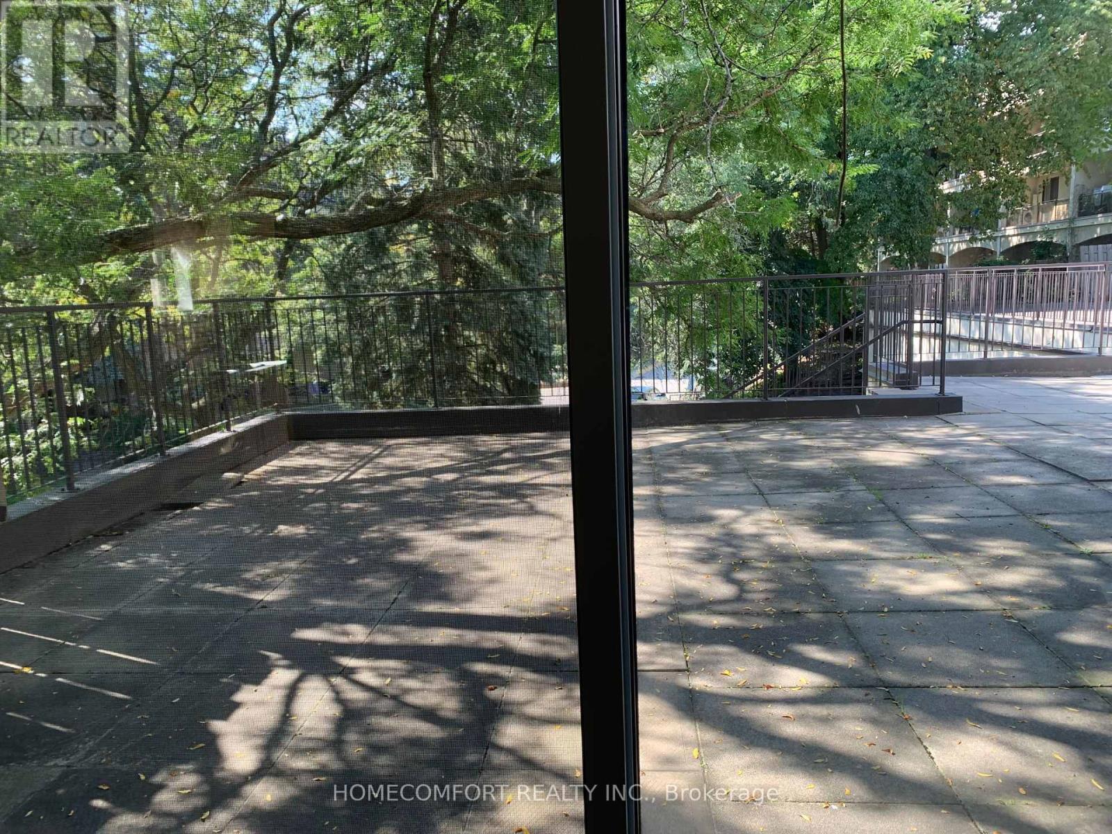 Photo 5 of 104 3740 Don Mills Road, Toronto ON