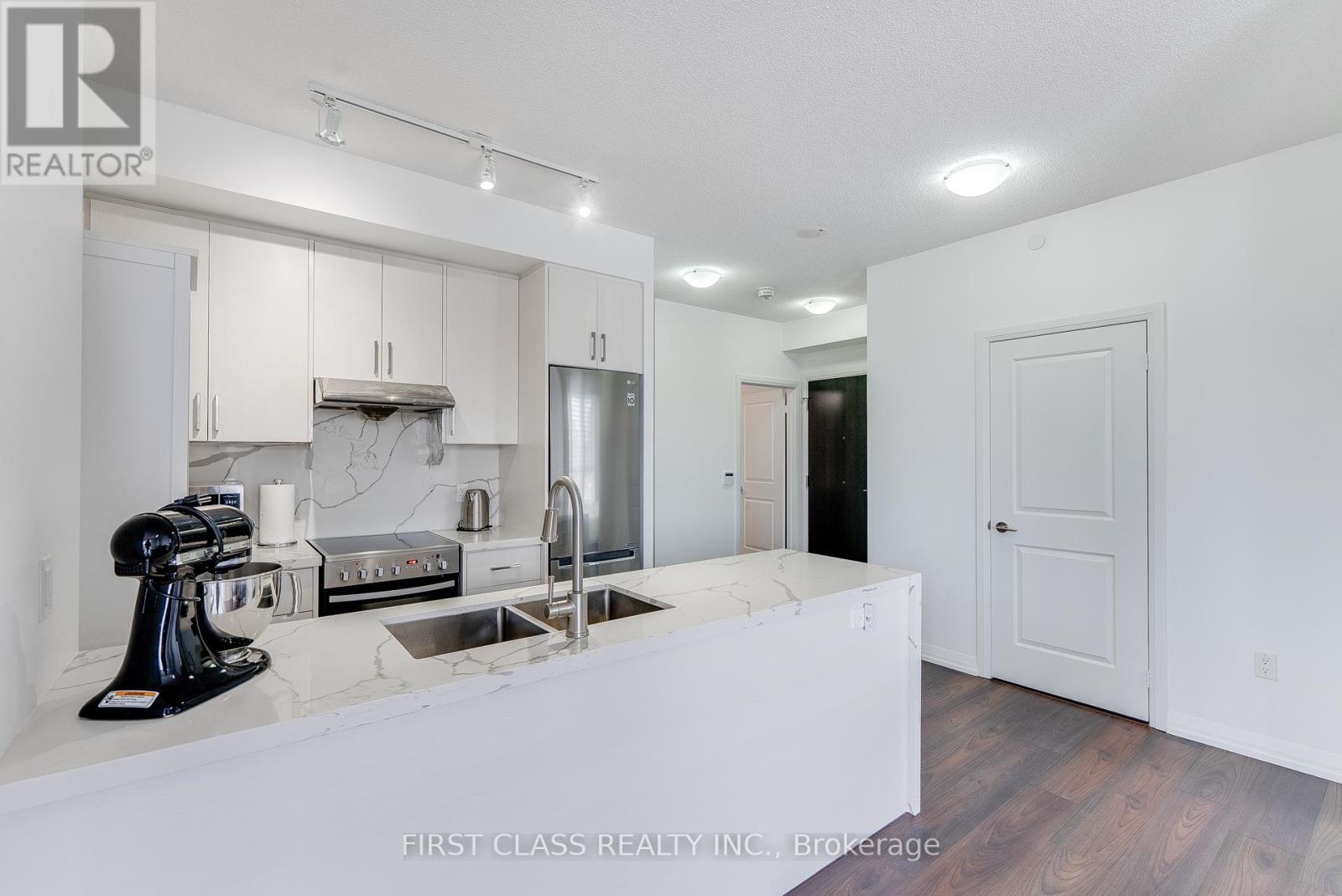 Photo 34 of 324 50 Ann Oreilly Road, Toronto ON