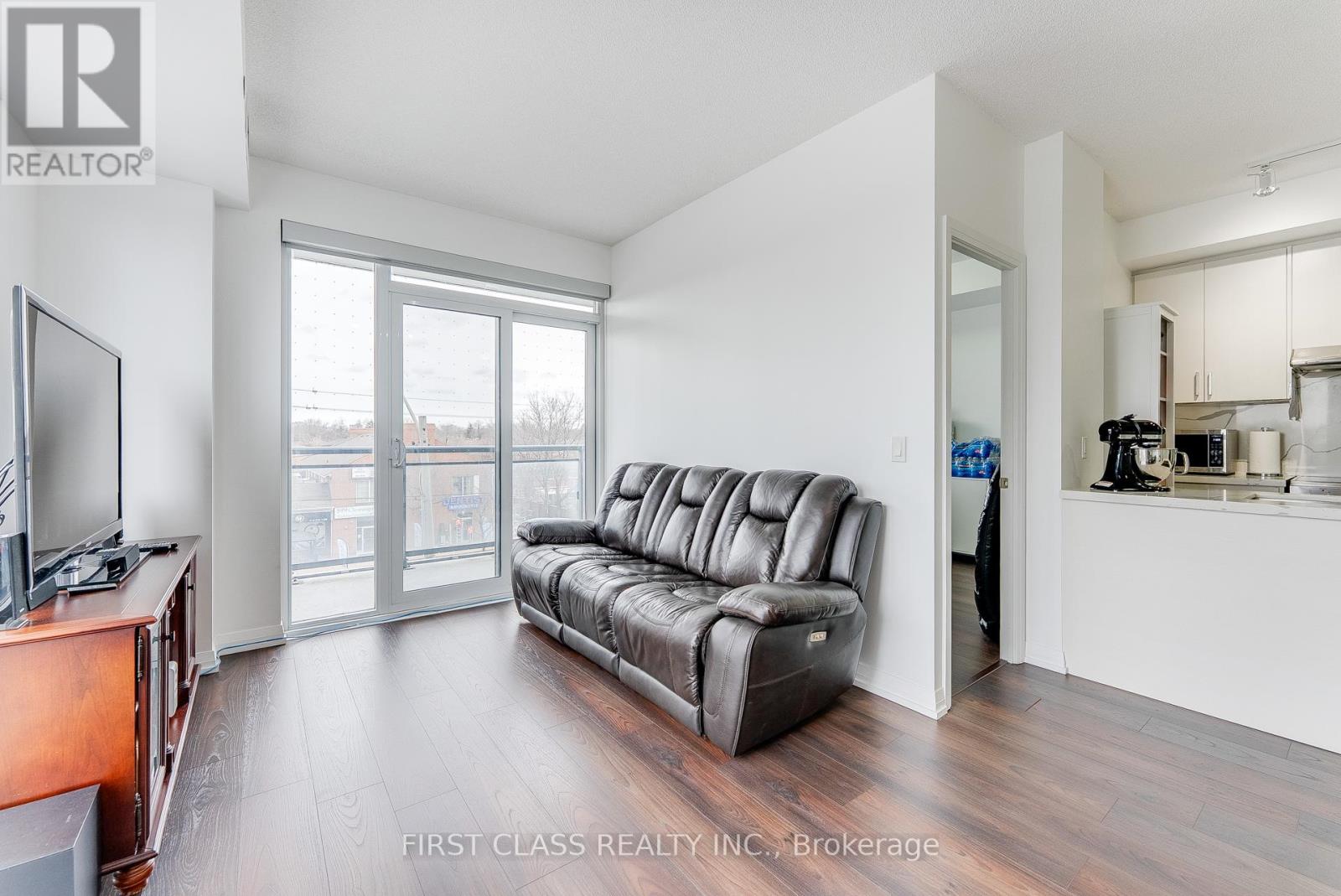Photo 31 of 324 50 Ann Oreilly Road, Toronto ON