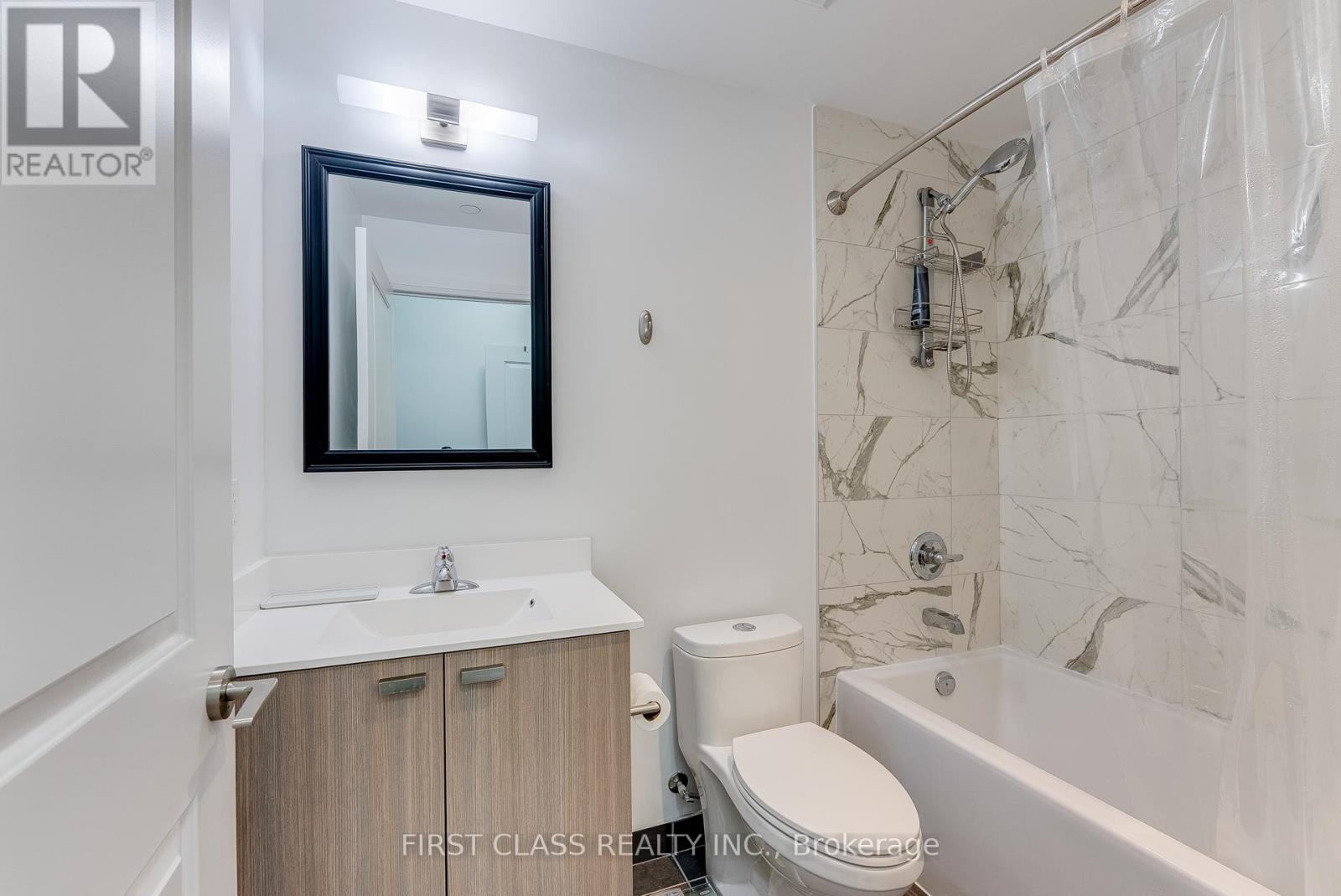 Photo 3 of 324 50 Ann Oreilly Road, Toronto ON