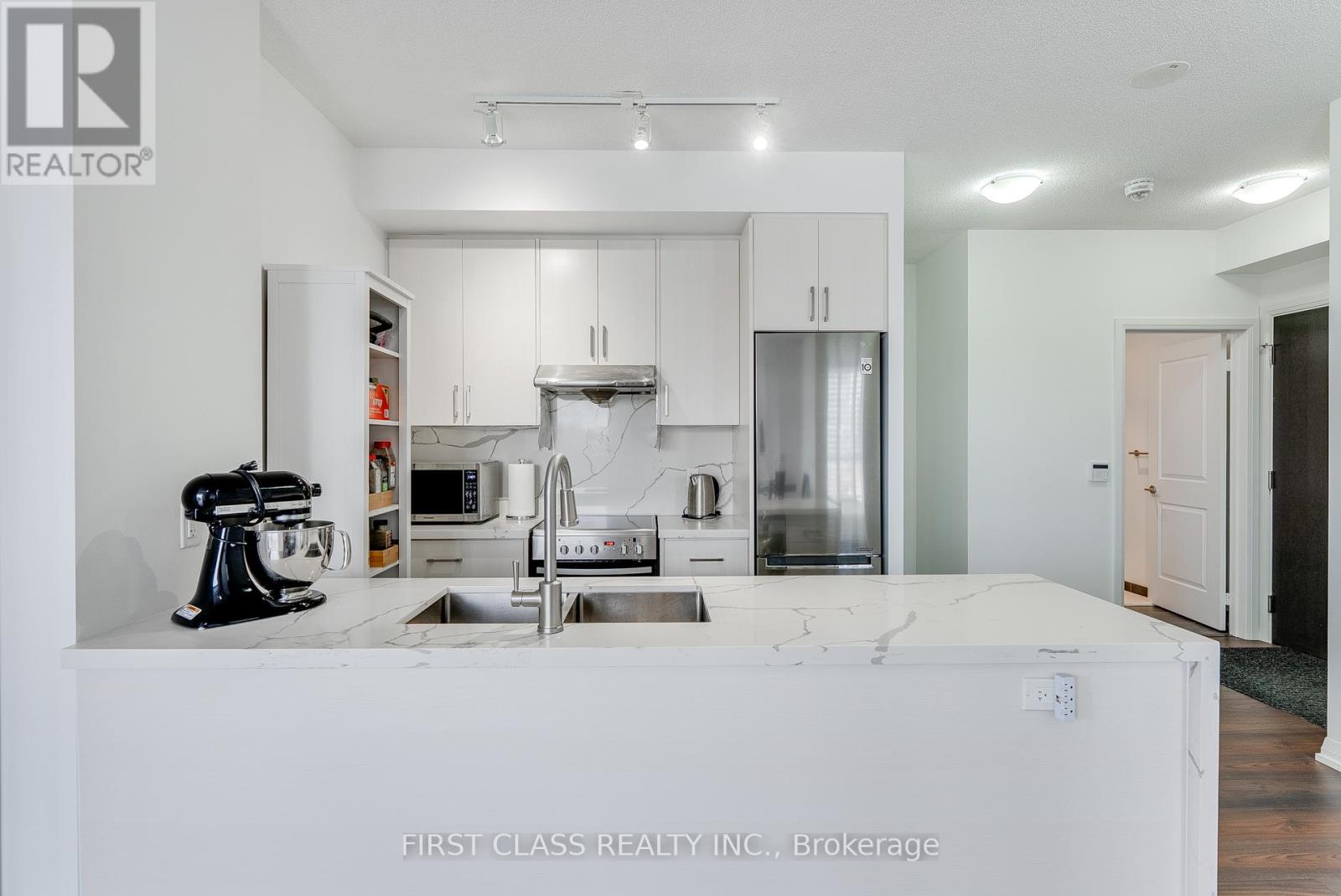 Photo 33 of 324 50 Ann Oreilly Road, Toronto ON