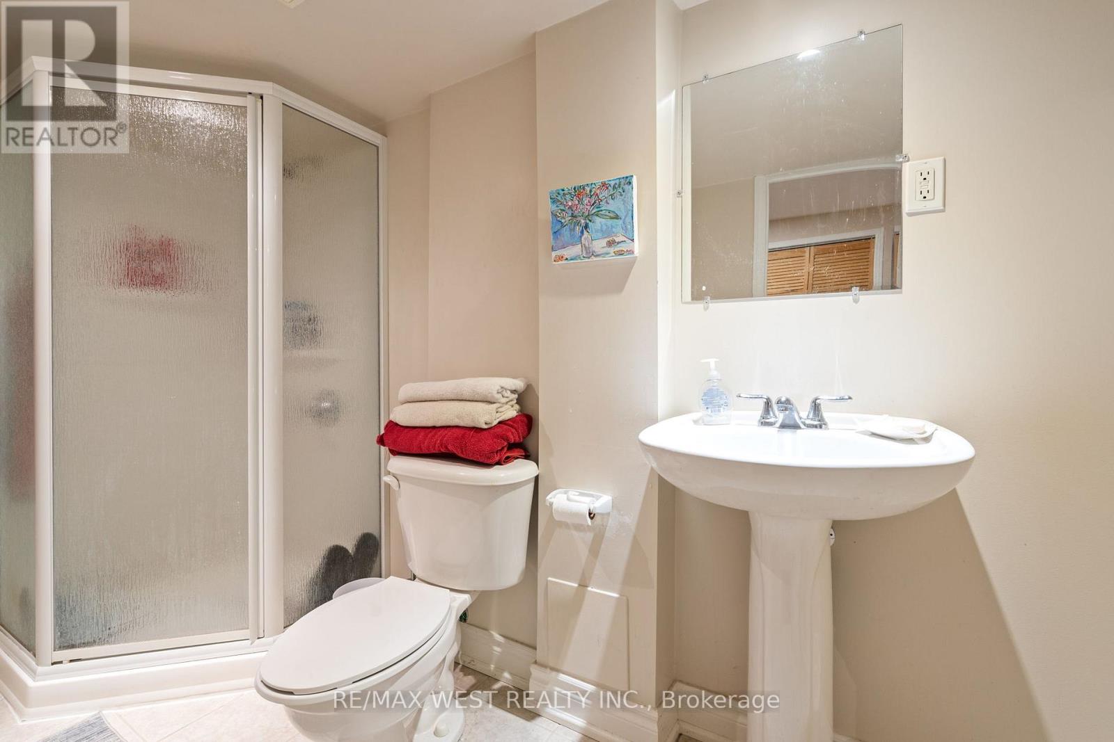 Photo 26 of 125 Colle Melito Way, Vaughan ON