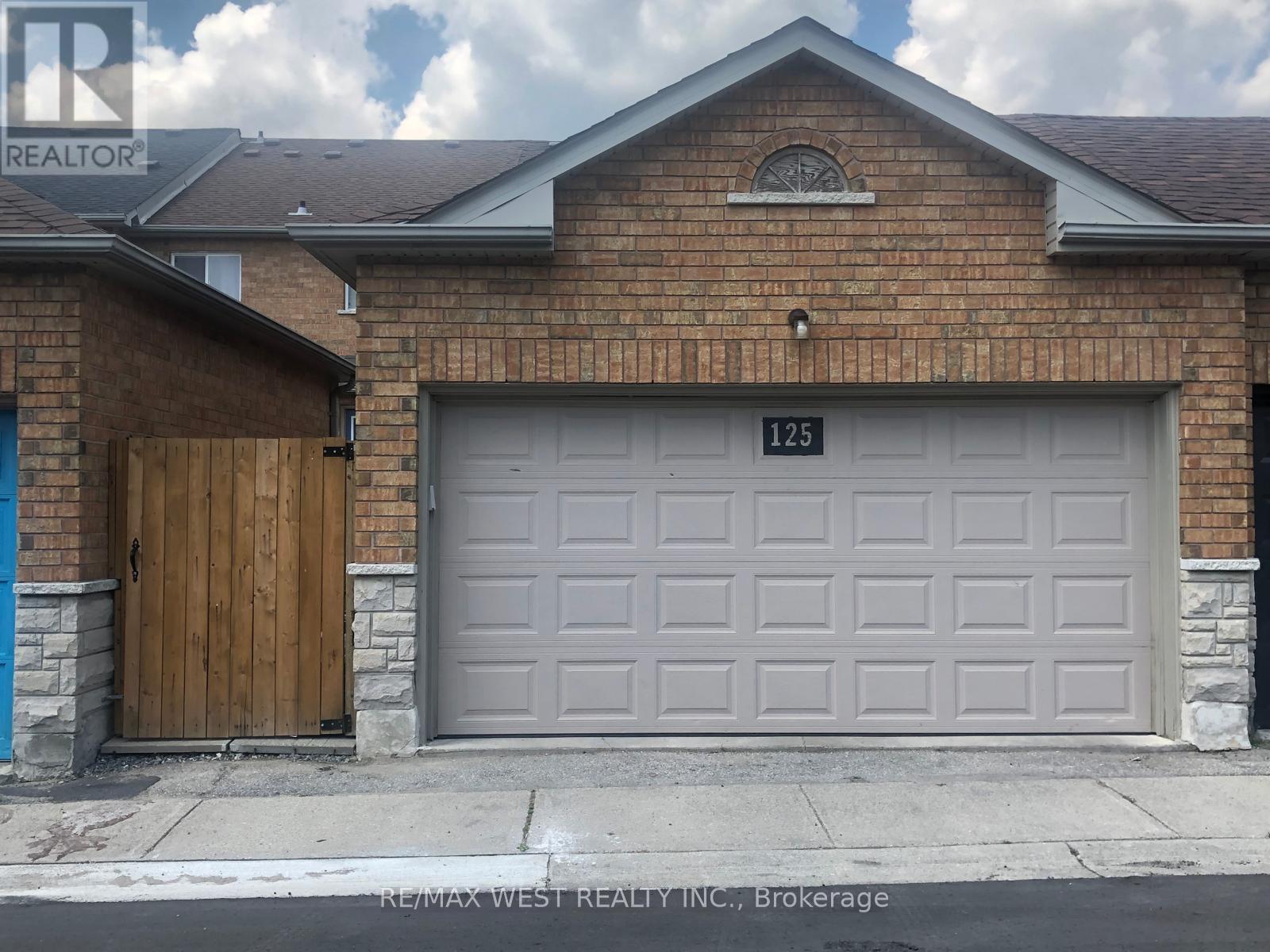Photo 16 of 125 Colle Melito Way, Vaughan ON