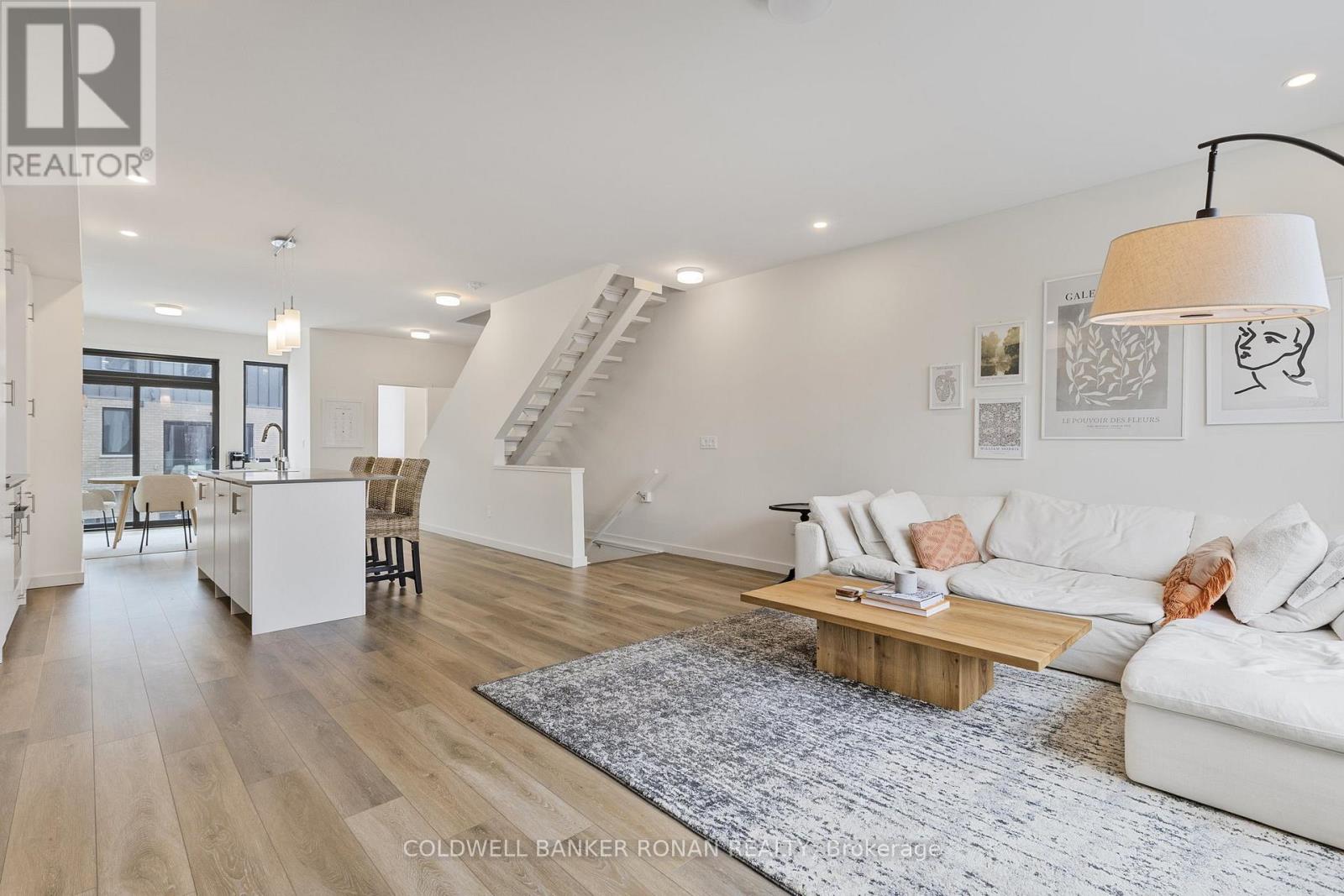 Photo 9 of 34 Rainwater Lane, Barrie ON
