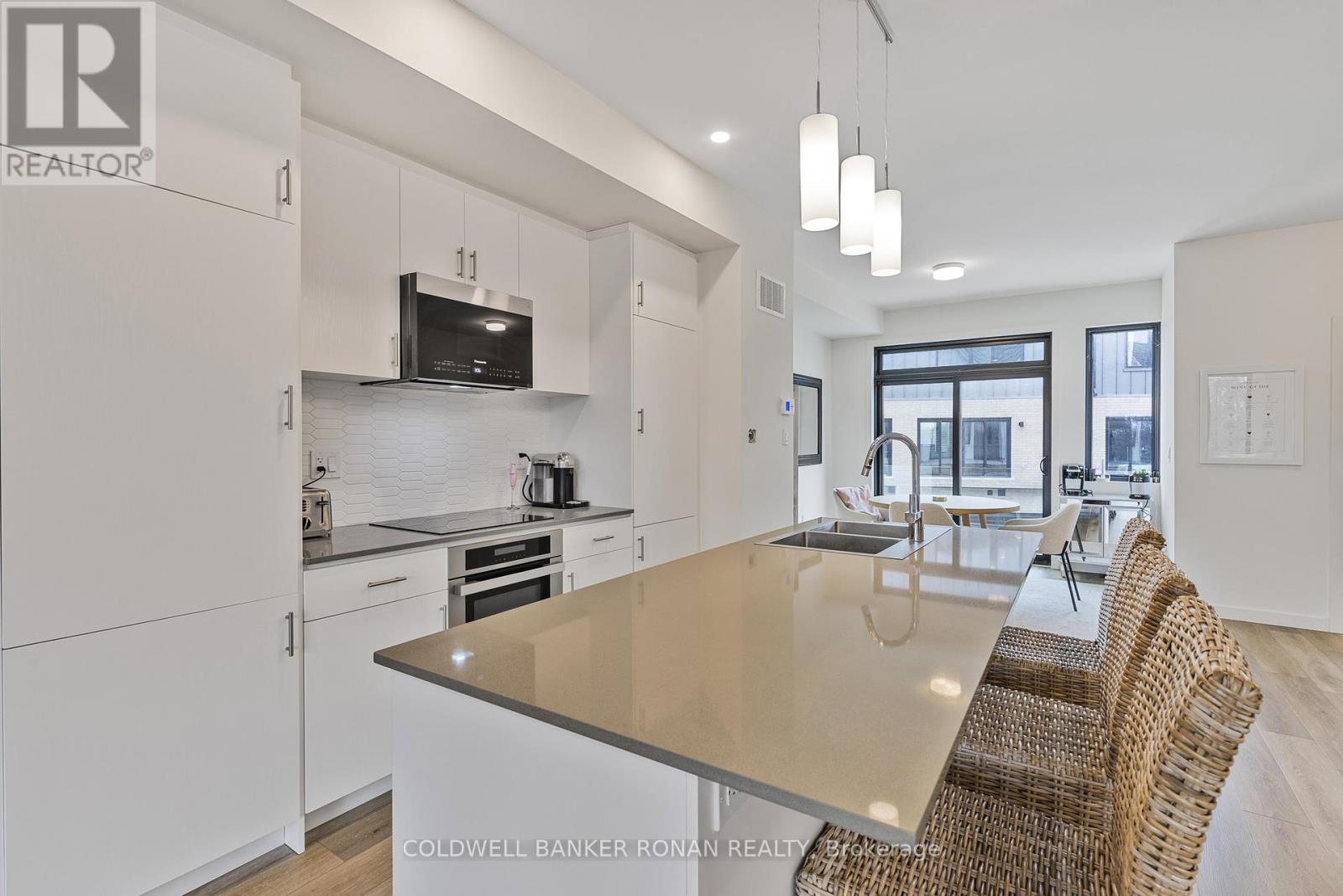 Photo 34 of 34 Rainwater Lane, Barrie ON