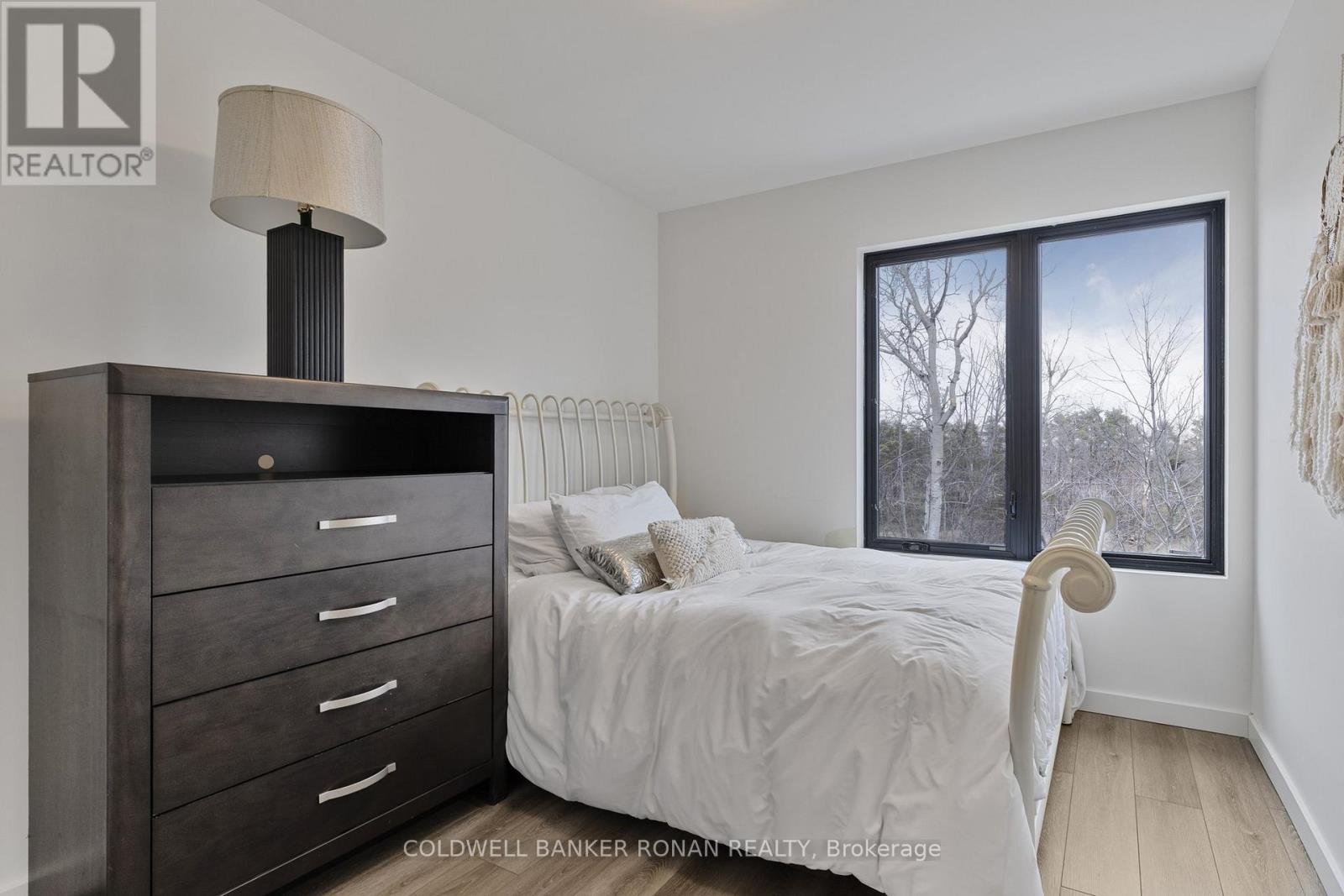 Photo 39 of 34 Rainwater Lane, Barrie ON