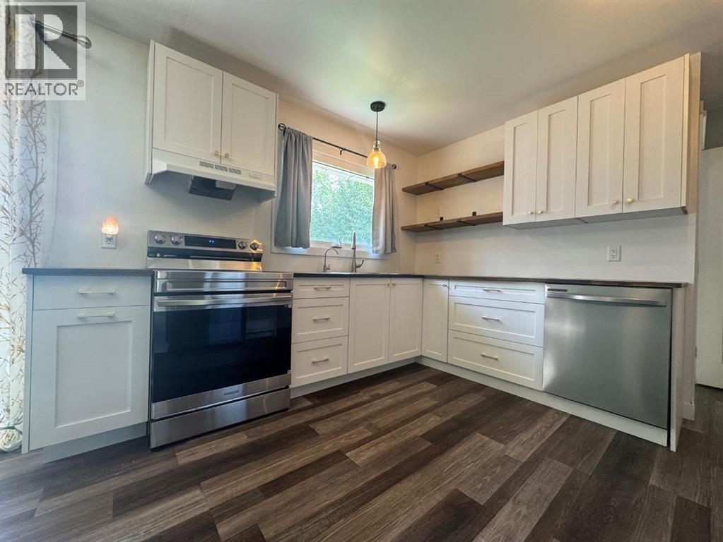 Single Family House Bungalow for Sale in  A Avenue Mount Pleasant Camrose 