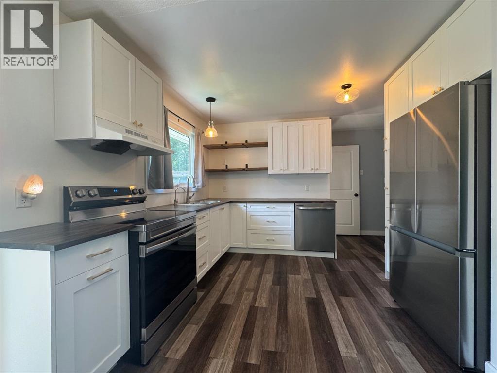 Single Family House Bungalow for Sale in  A Avenue Mount Pleasant Camrose 