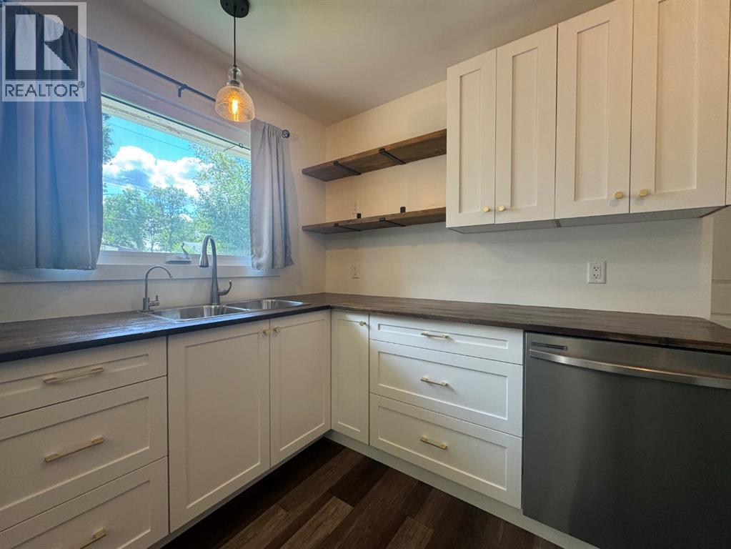 Single Family House Bungalow for Sale in  A Avenue Mount Pleasant Camrose 