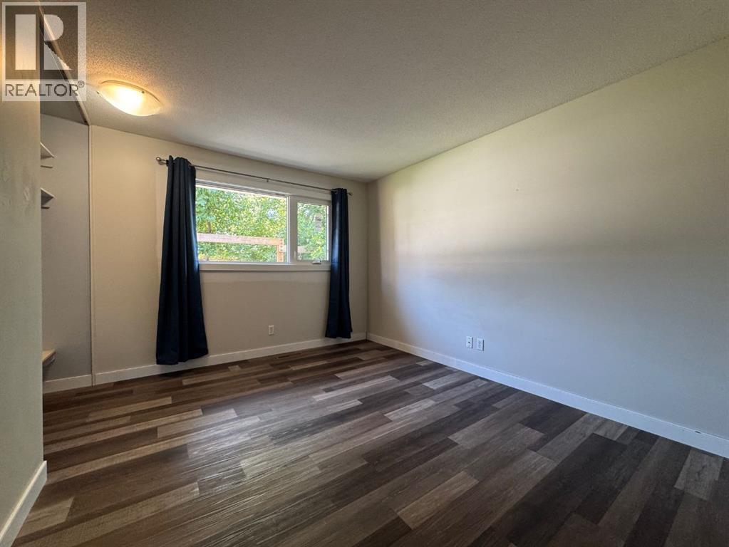 Single Family House Bungalow for Sale in  A Avenue Mount Pleasant Camrose 