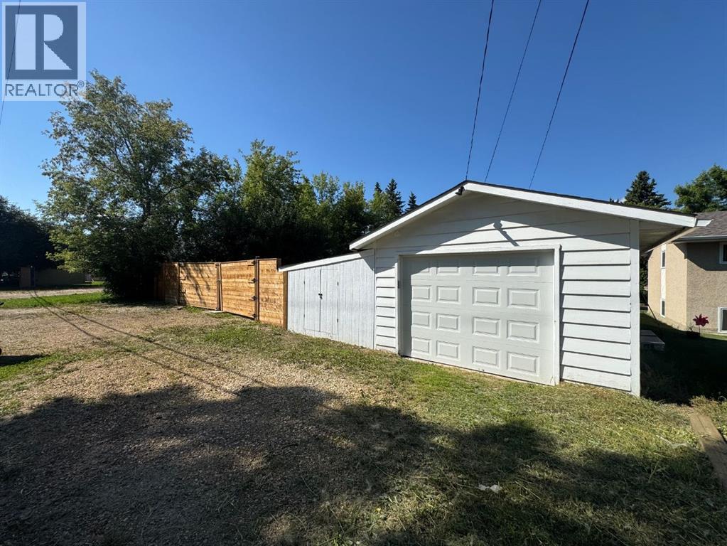 Single Family House Bungalow for Sale in  A Avenue Mount Pleasant Camrose 