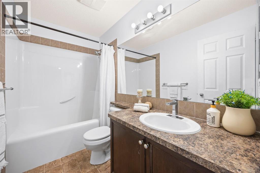 Single Family House for Sale in  Covemeadow Close NE Coventry Hills Calgary 