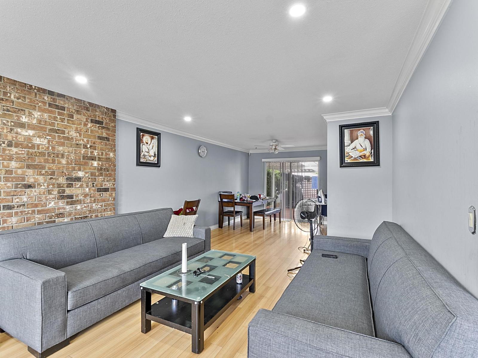 Photo 5 of 3386 Clearbrook Road, Abbotsford BC