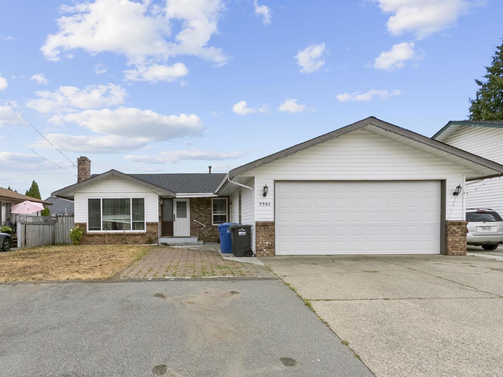 Photo 1 of 3386 Clearbrook Road, Abbotsford BC