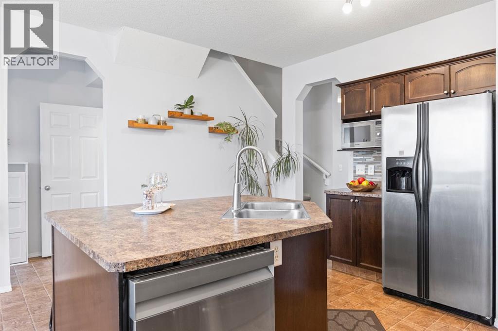 Single Family House for Sale in  Covemeadow Close NE Coventry Hills Calgary 