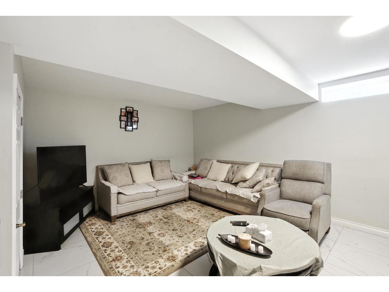 Photo 19 of 3386 Clearbrook Road, Abbotsford BC