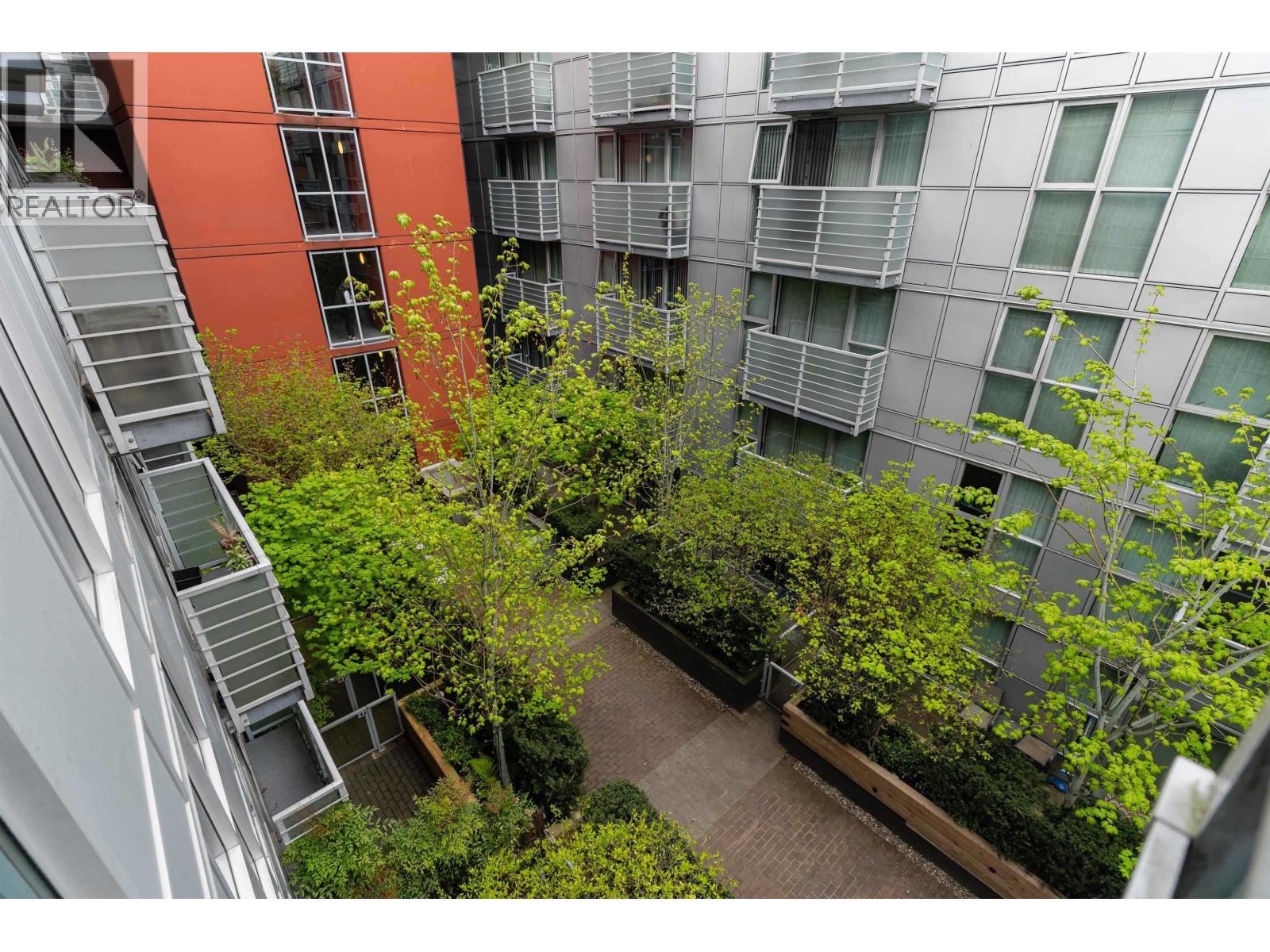 Photo 14 of 209 168 Powell Street, Vancouver BC