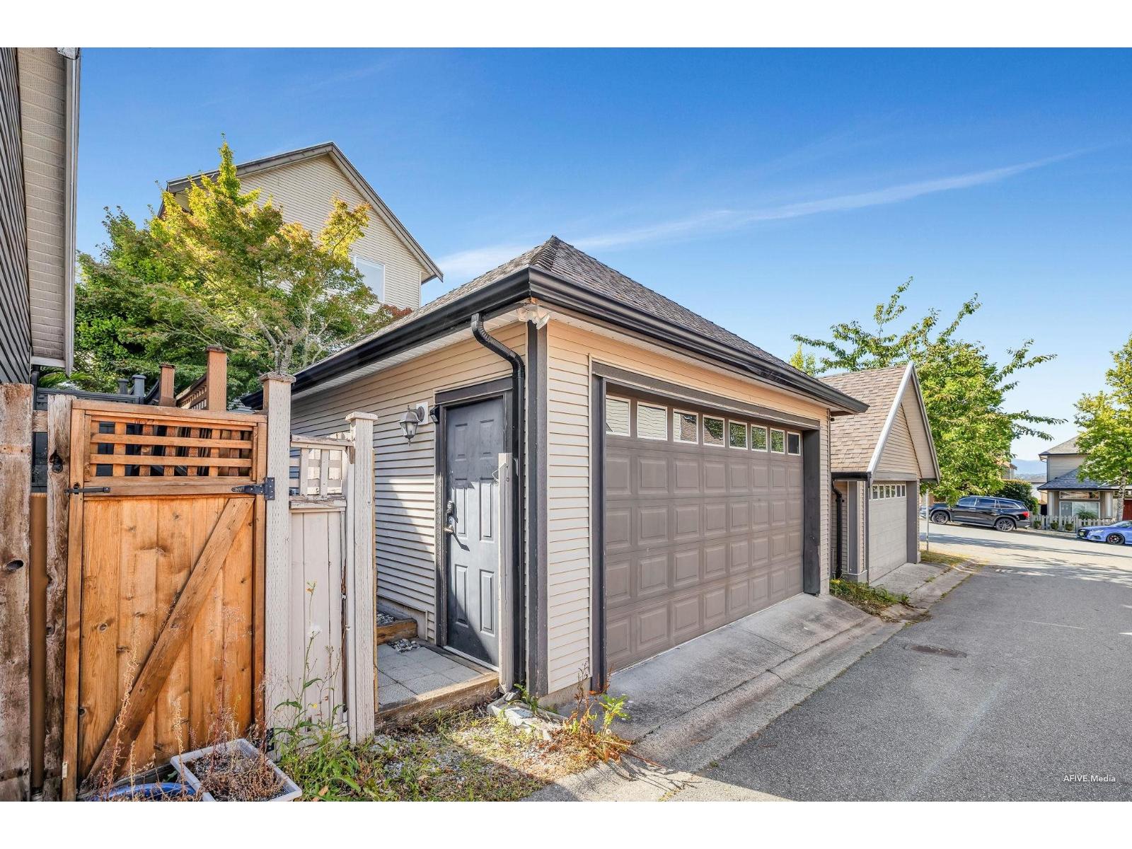 Photo 30 of 6192 150 Street, Surrey BC
