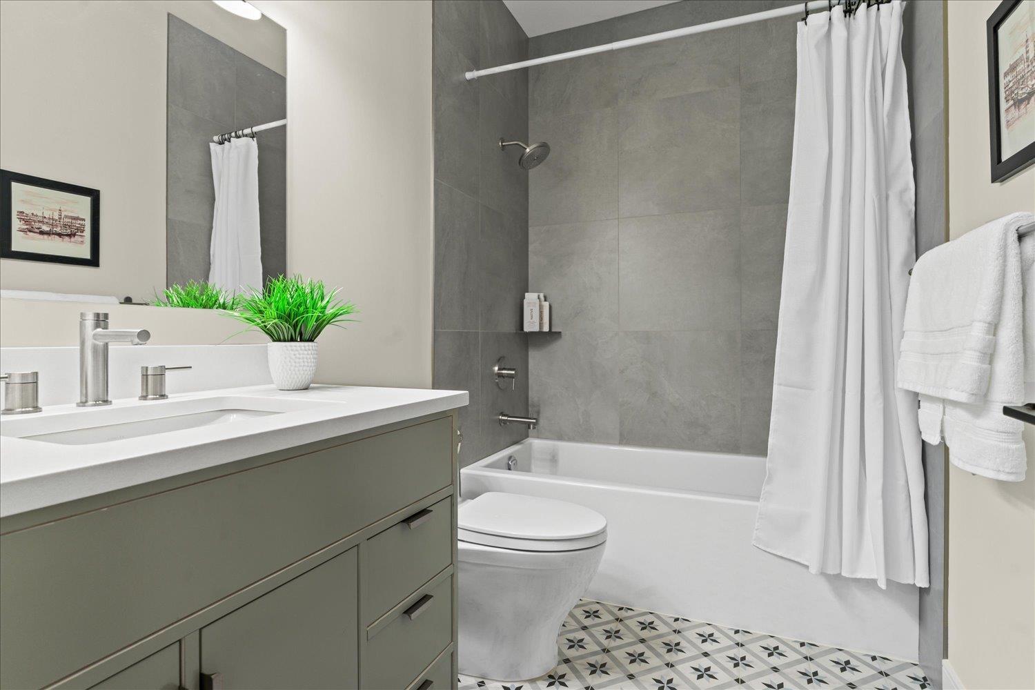 Photo 21 of 55 27435 29 A Avenue, Langley BC
