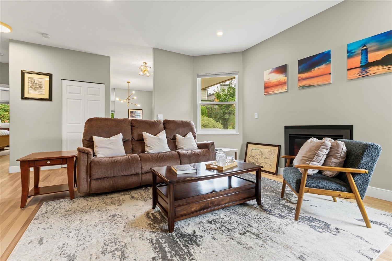 Photo 2 of 55 27435 29 A Avenue, Langley BC