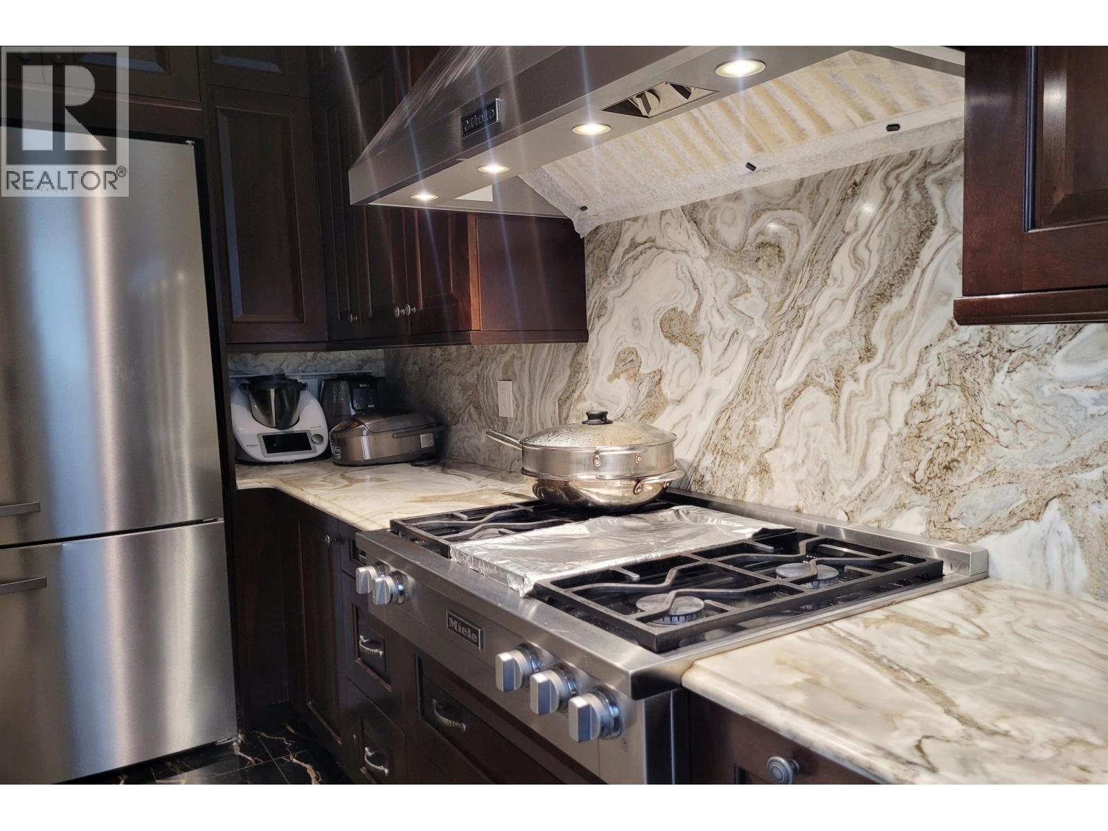 Photo 11 of 6878 Laurel Street, Vancouver BC