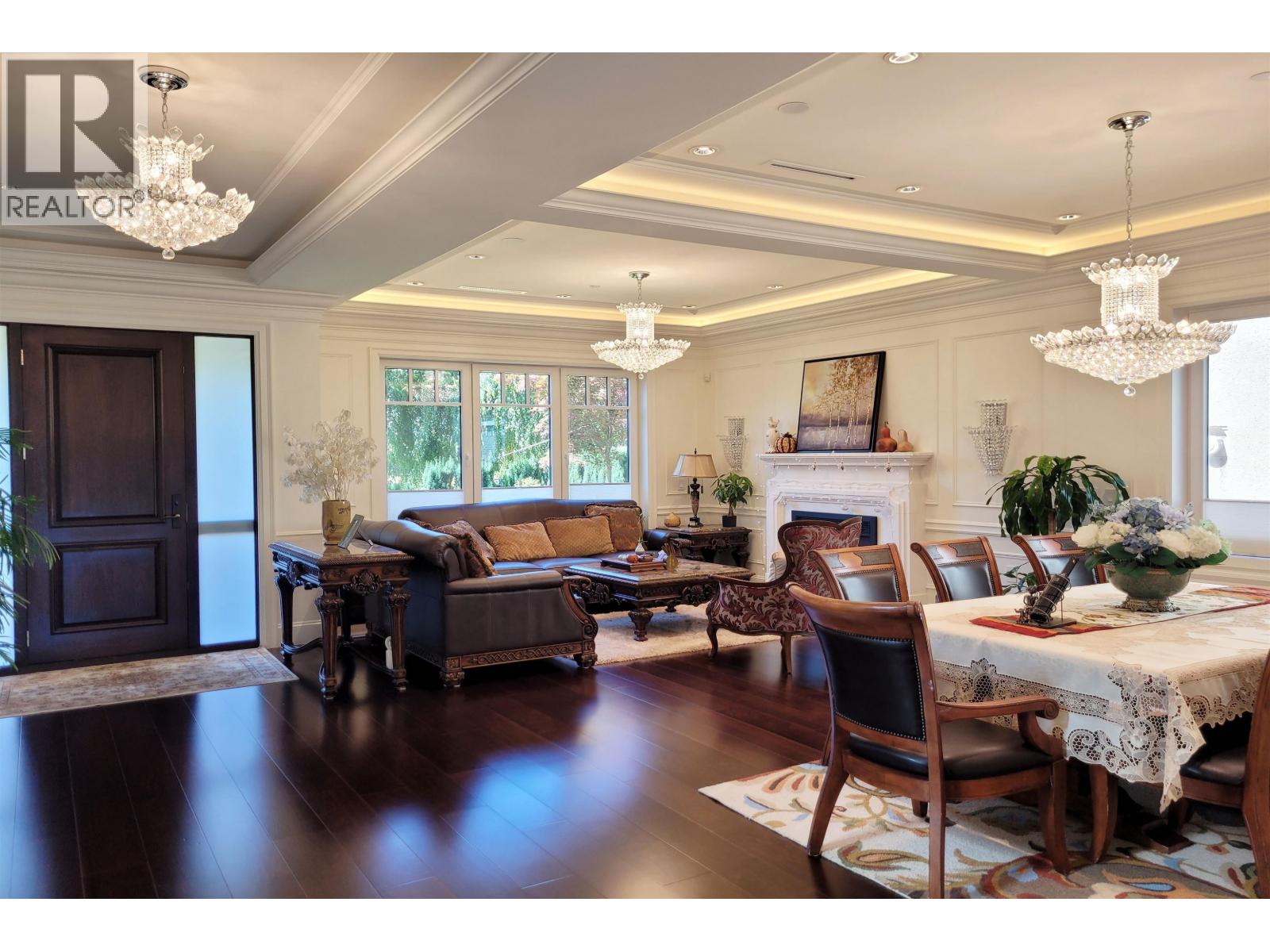Photo 2 of 6878 Laurel Street, Vancouver BC