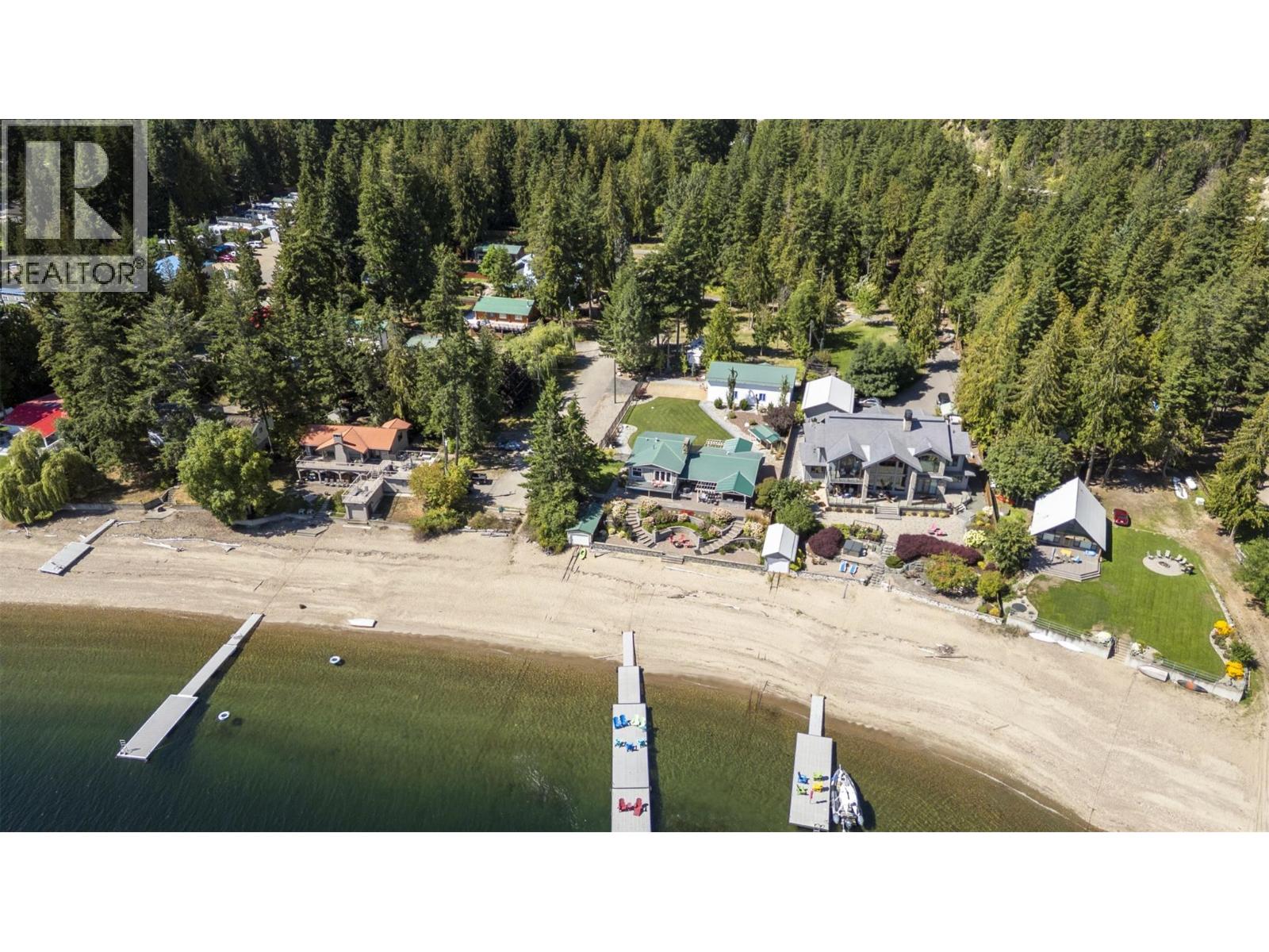 Photo 8 of 4243 Saratoga Road, Scotch Creek BC