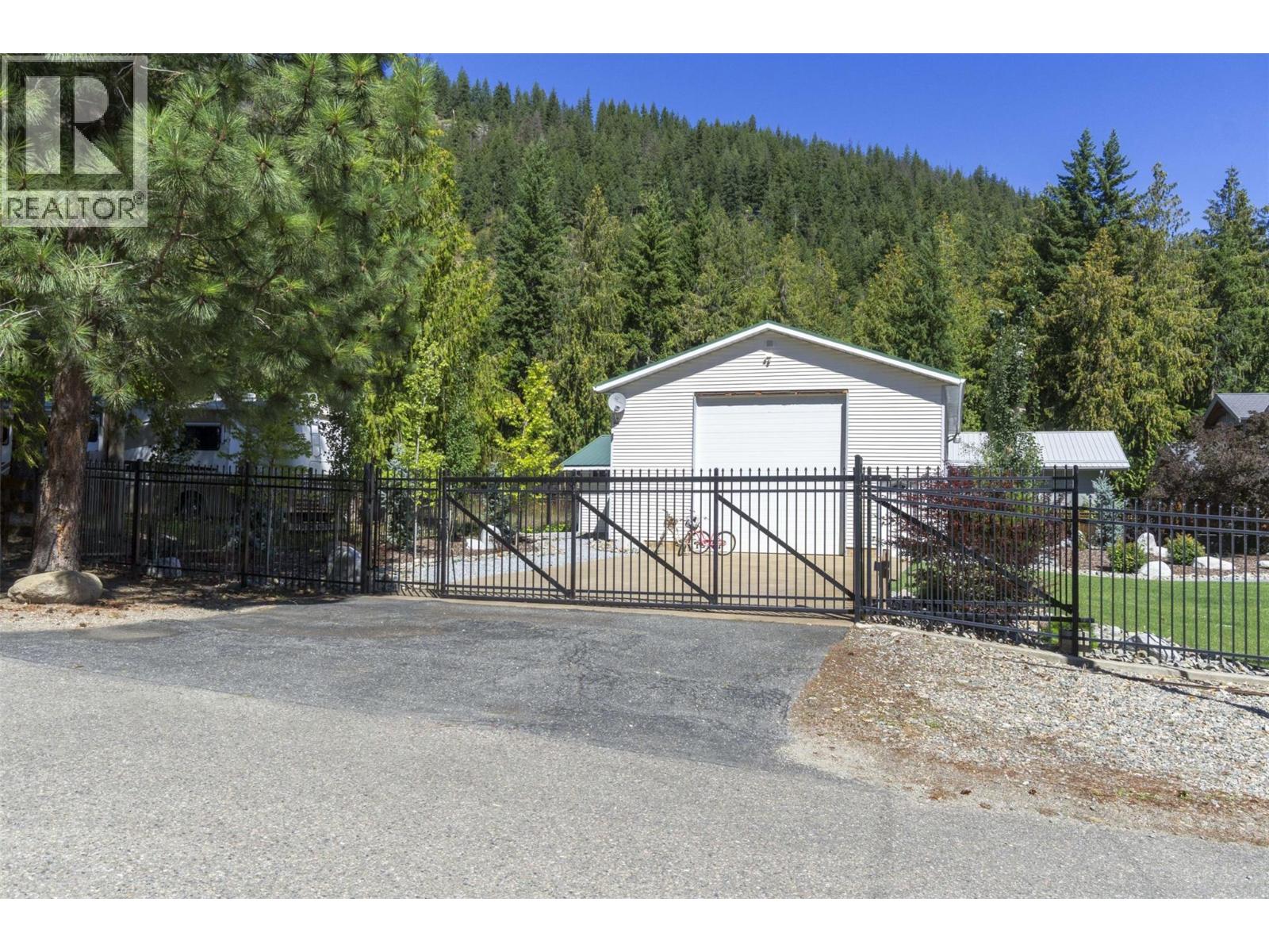 Photo 73 of 4243 Saratoga Road, Scotch Creek BC