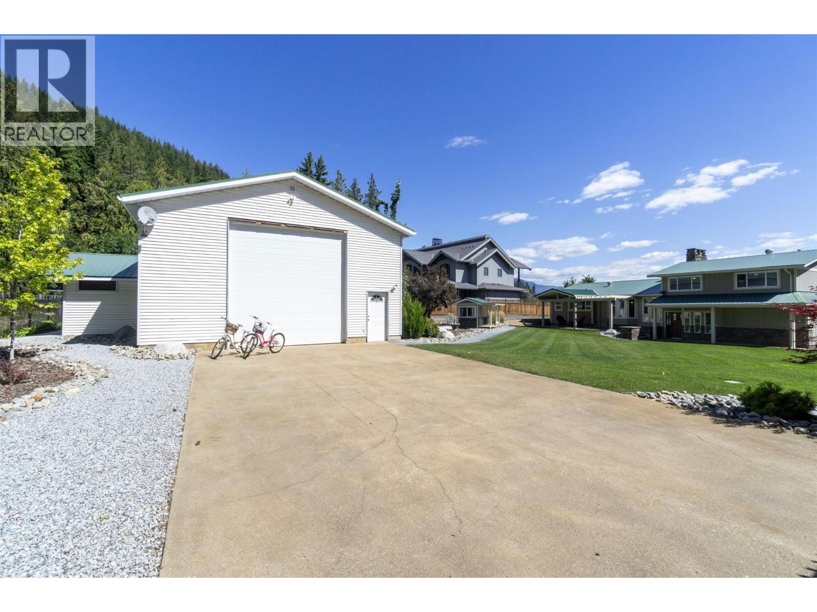 Photo 48 of 4243 Saratoga Road, Scotch Creek BC