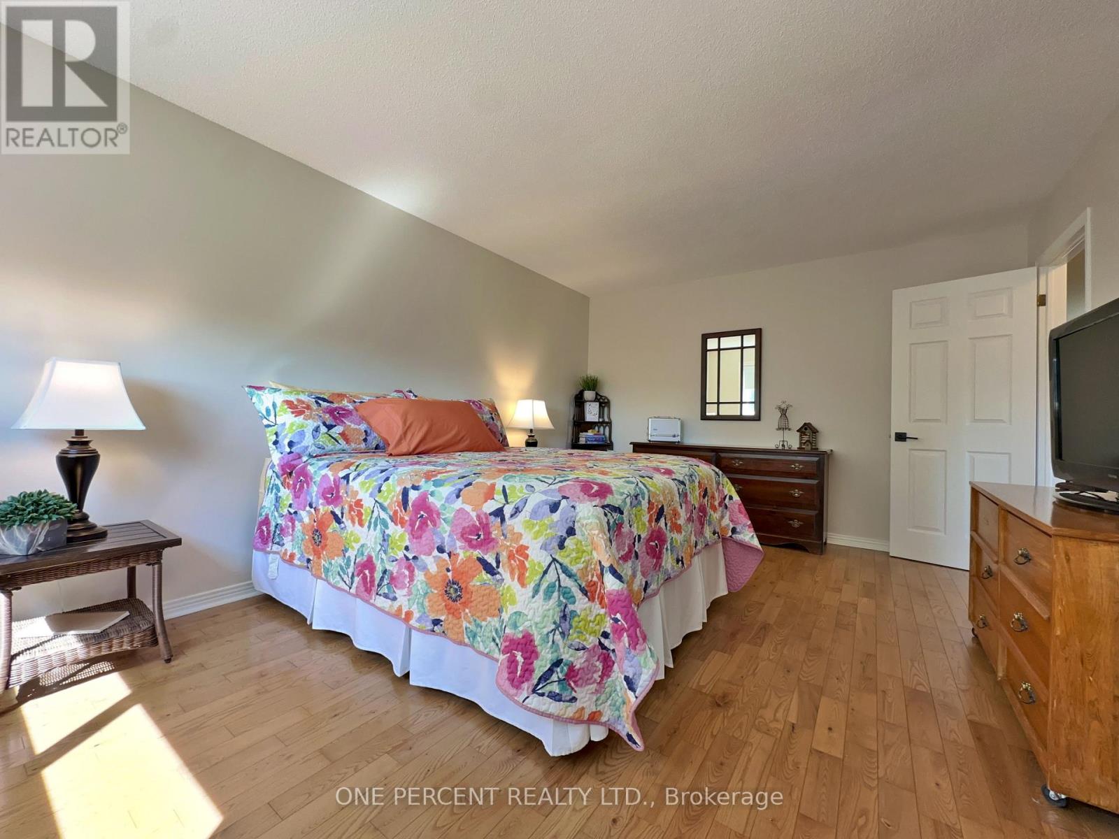Photo 17 of 31 Reid Street, Greater Napanee ON