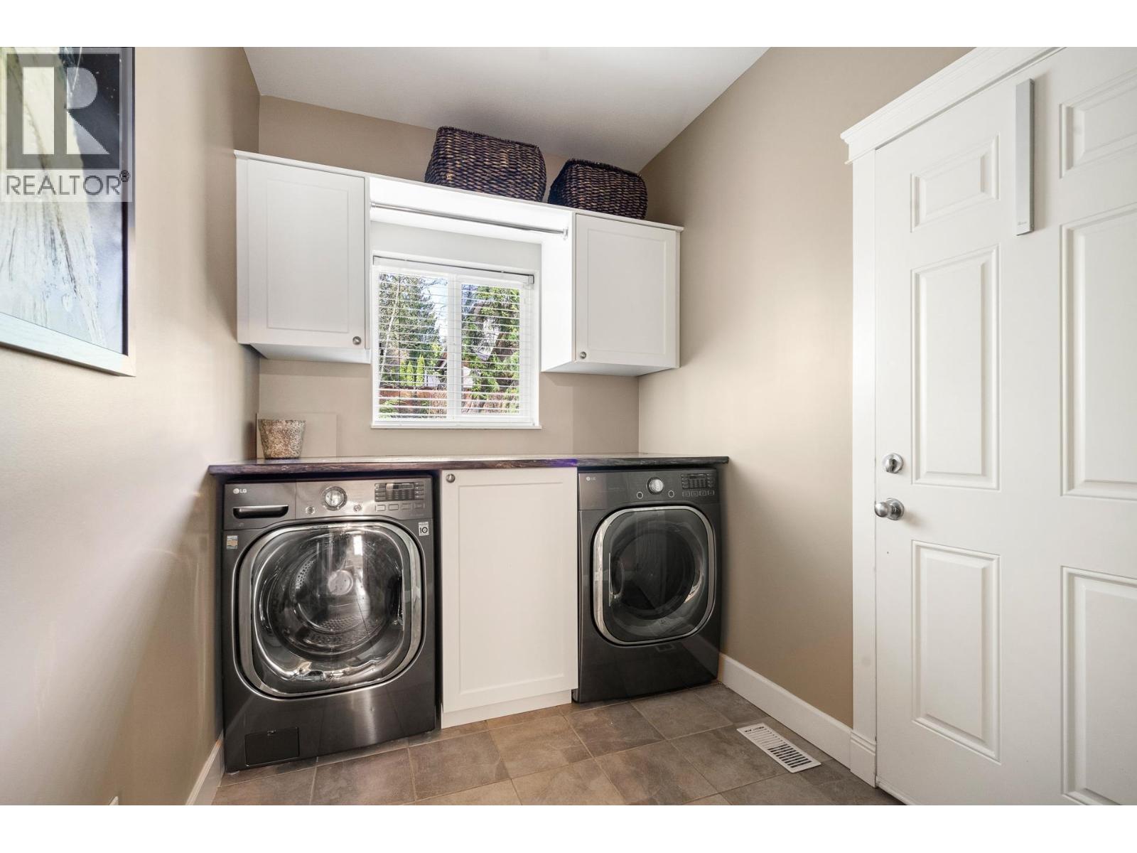Photo 15 of 13195 239 B Street, Maple Ridge BC