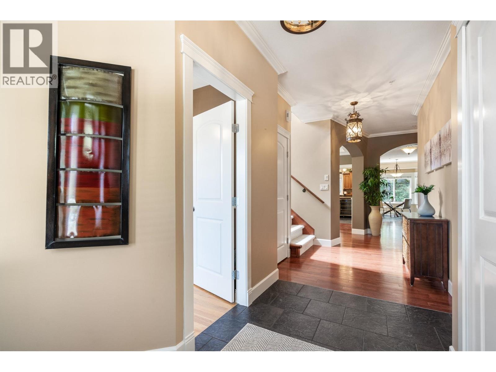 Photo 5 of 13195 239 B Street, Maple Ridge BC
